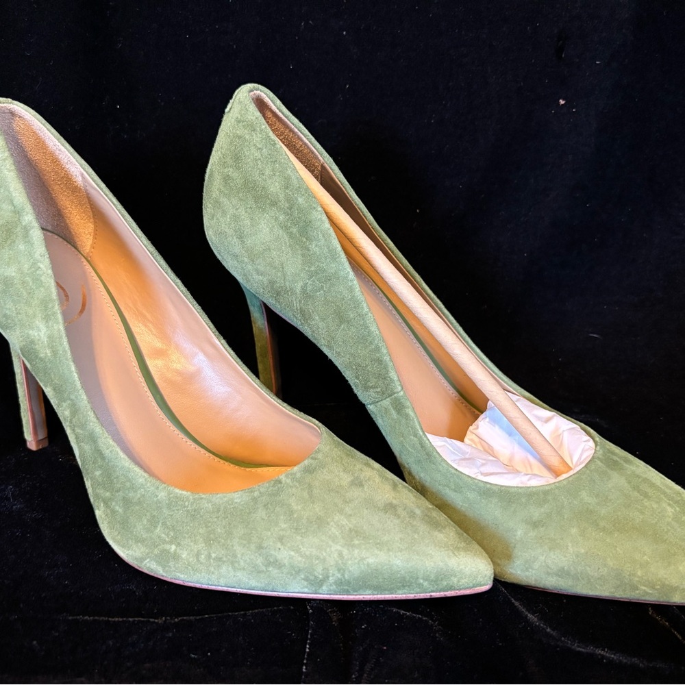 Sam Edelman Olive Green Suede Pointed-Toe Pumps